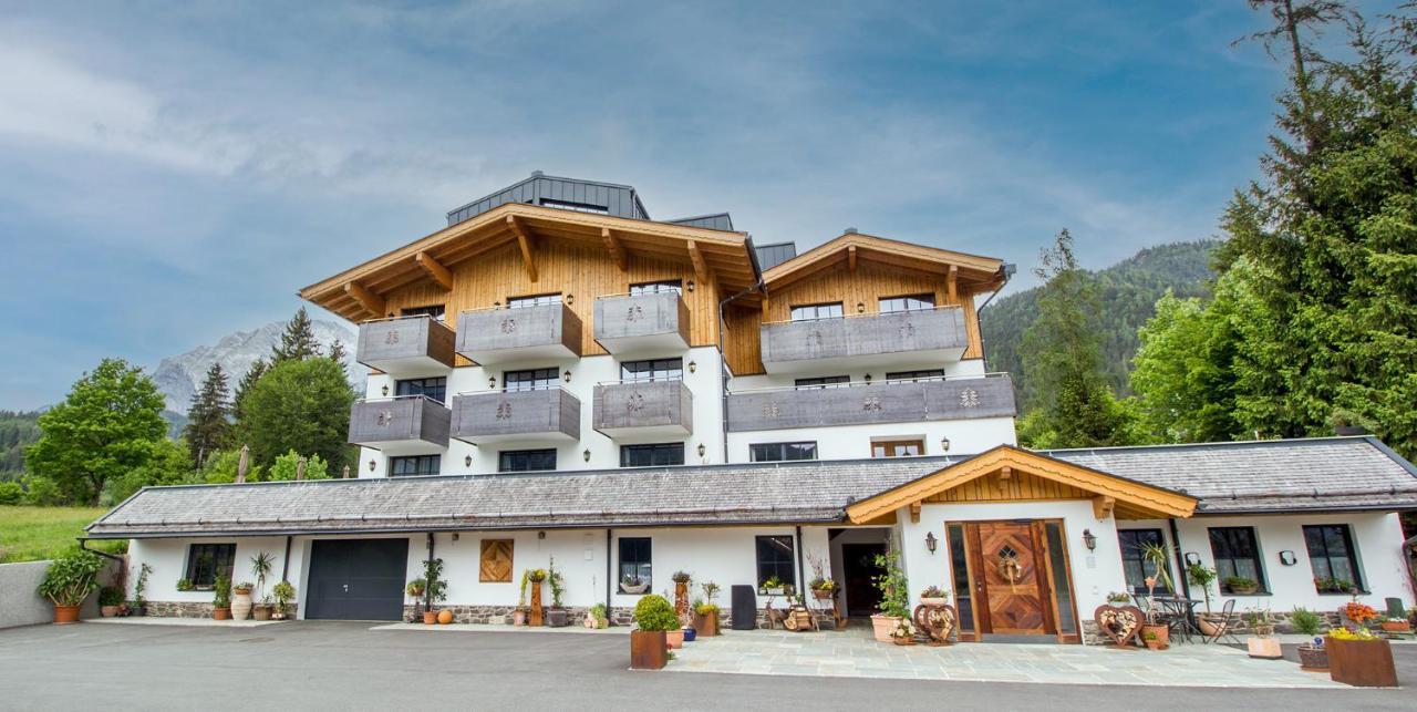 Pension Tannenhof Leogang Exterior foto